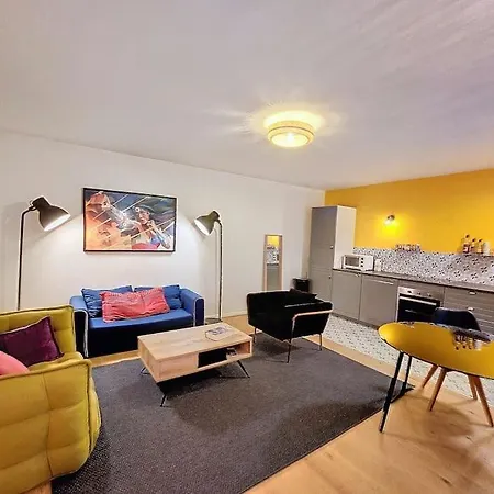Tres Calme Sur Cour - Cardinet Apartman *