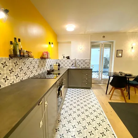 Tres Calme Sur Cour - Cardinet Apartman *