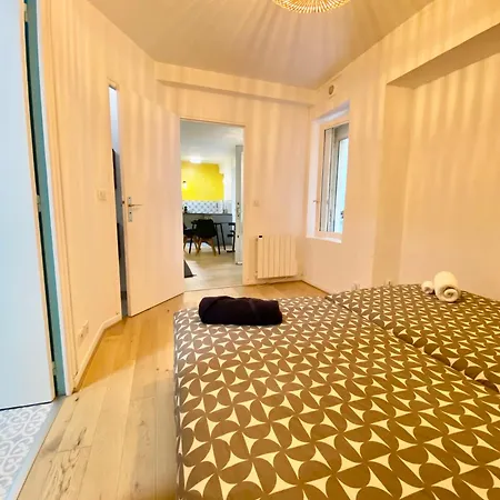 Tres Calme Sur Cour - Cardinet Apartamento Paris