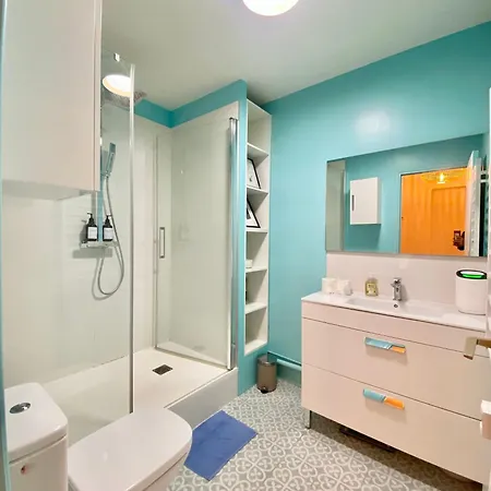 Appartement Tres Calme Sur Cour - Cardinet *